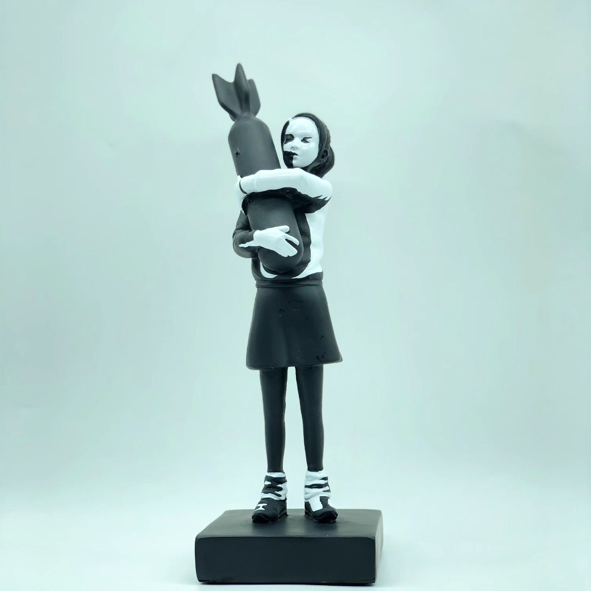 Modern Art Resin Statue - Bomb Hugger Desk Decor