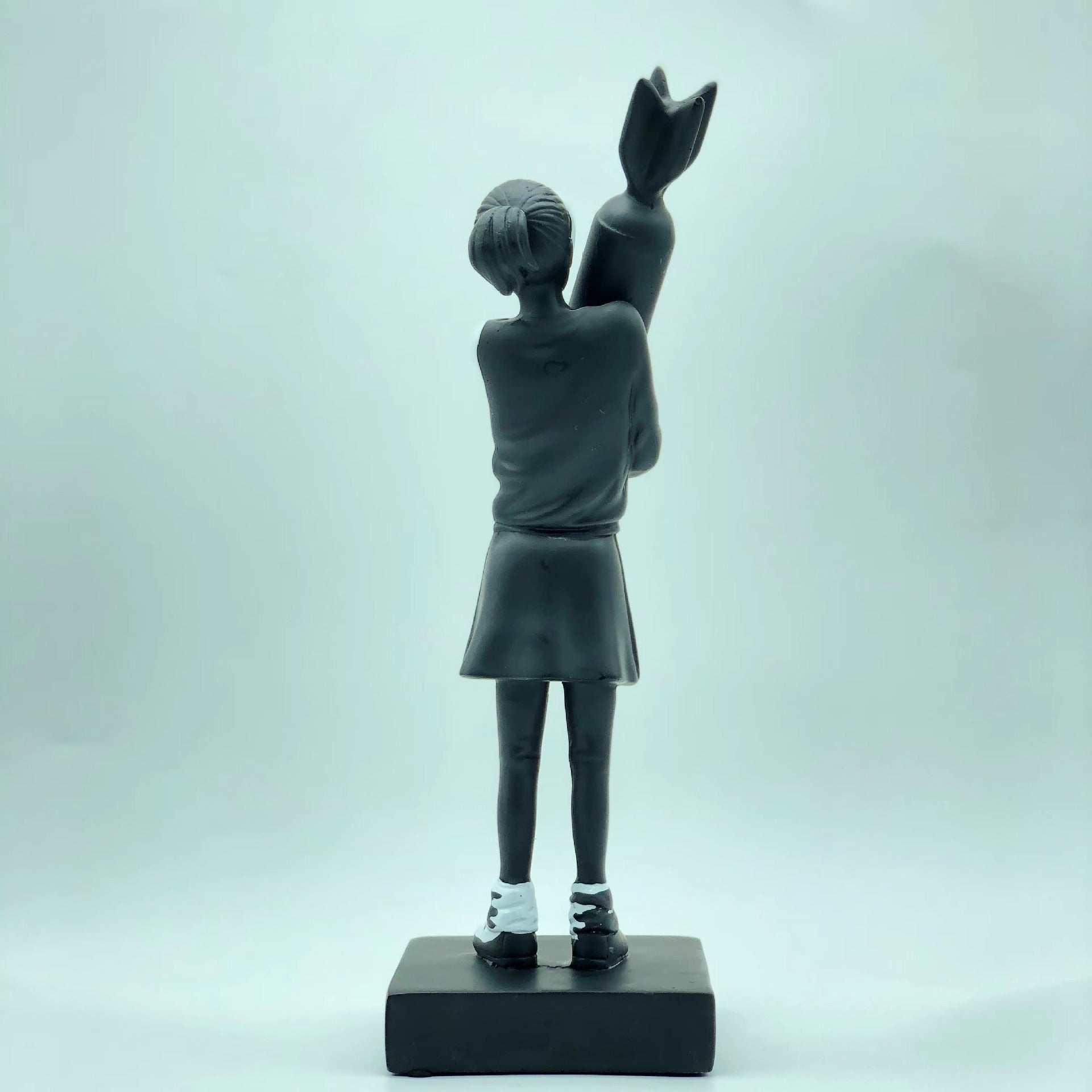 Modern Art Resin Statue - Bomb Hugger Desk Decor